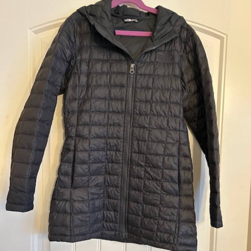 The North Face Girls ThermoBall Black Parka